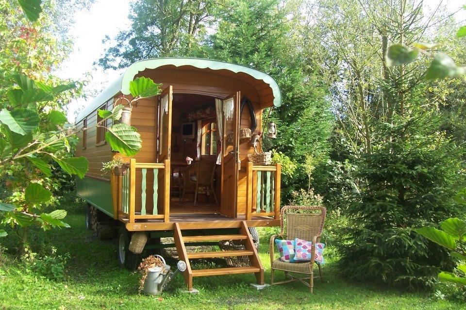 Roulottes Du Rouard Bed & Breakfast Camiers Ruang foto