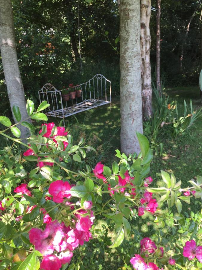 Roulottes Du Rouard Bed & Breakfast Camiers Bagian luar foto