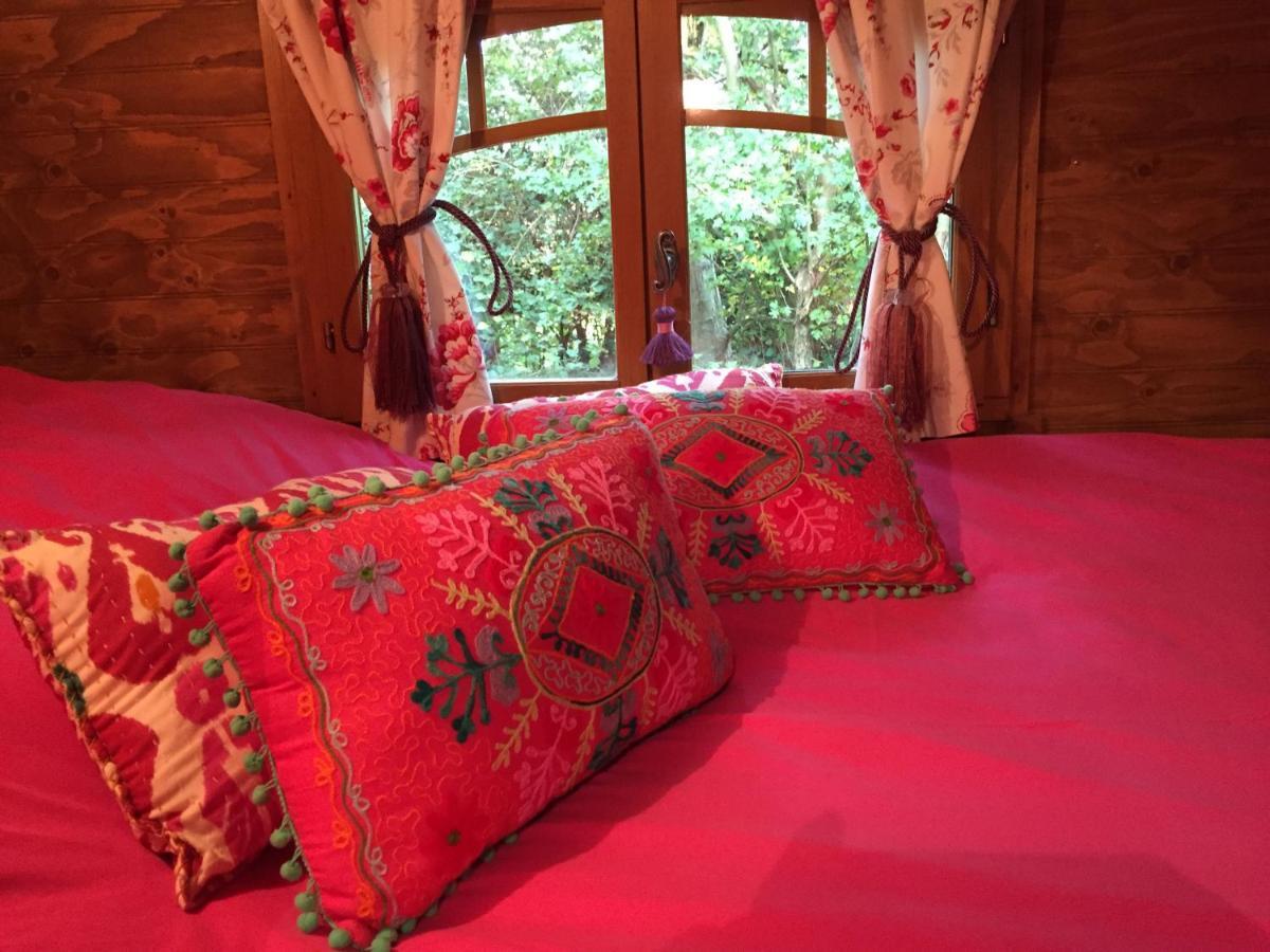 Roulottes Du Rouard Bed & Breakfast Camiers Bagian luar foto